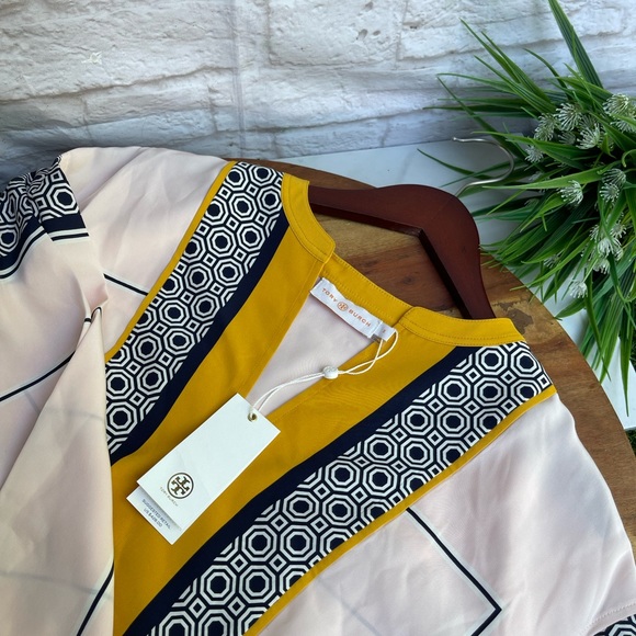 TORY BURCH aston tunic ballet pink octagon square scarf Size Small New w tags - Picture 7 of 10